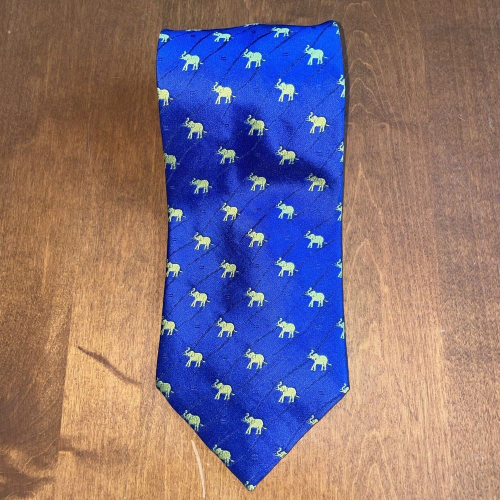 KAI LONG HandMade‎ 100% Silk Blue Tie with Gold Elephants 4"